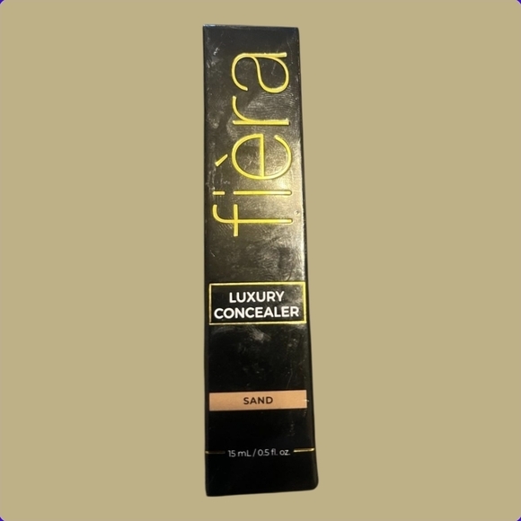Fiera Other - Fiera Luxury Concealer in Sand